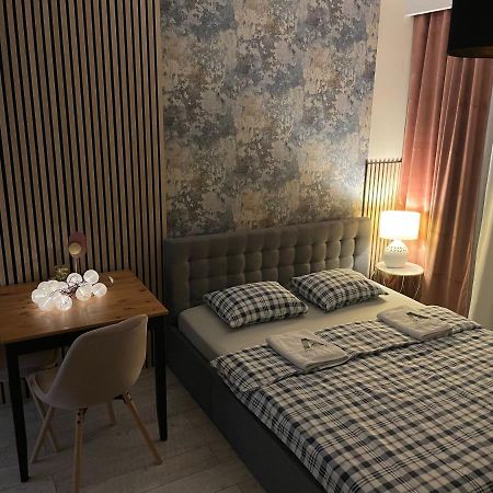 Apartament Royal Chelmonskiego เชรม ภายนอก รูปภาพ